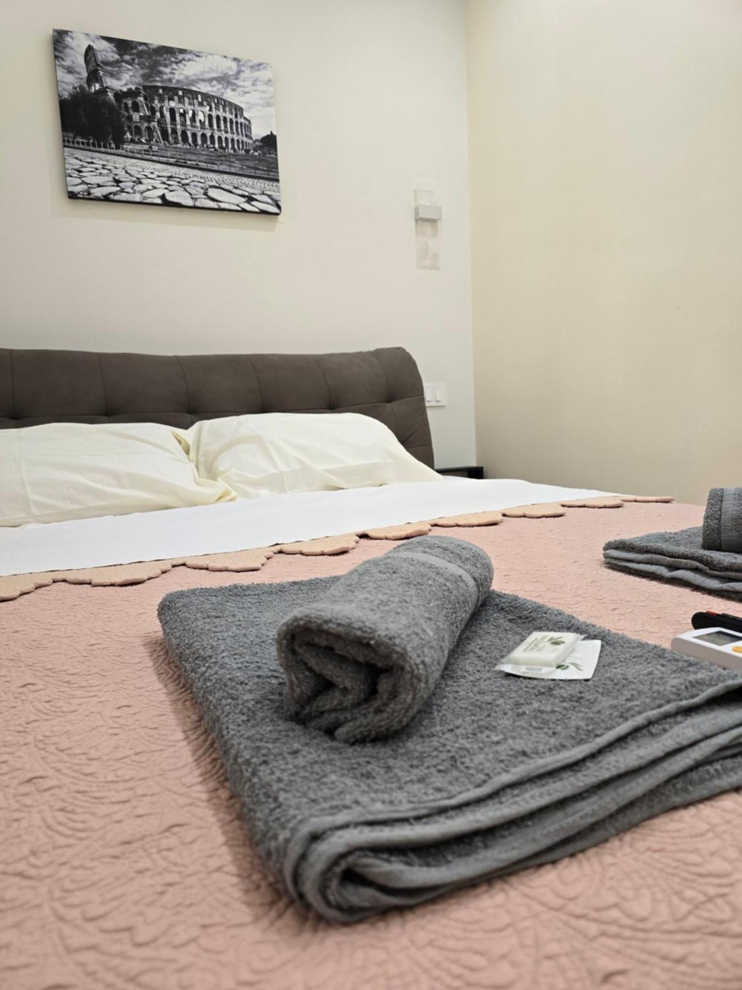 Paradise Suites Rom Eksteriør billede